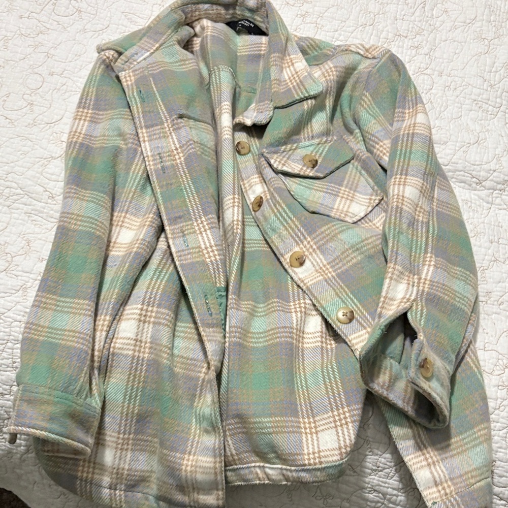 Women's Plaid Utility Jacket in Green and Cream